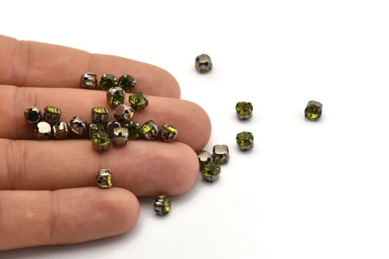 12 Olivine Crystal Rhinestone Beads With 4 Holes Brass Setting for SS24, Charms, Pendants, Earrings - 5.3mm SS24