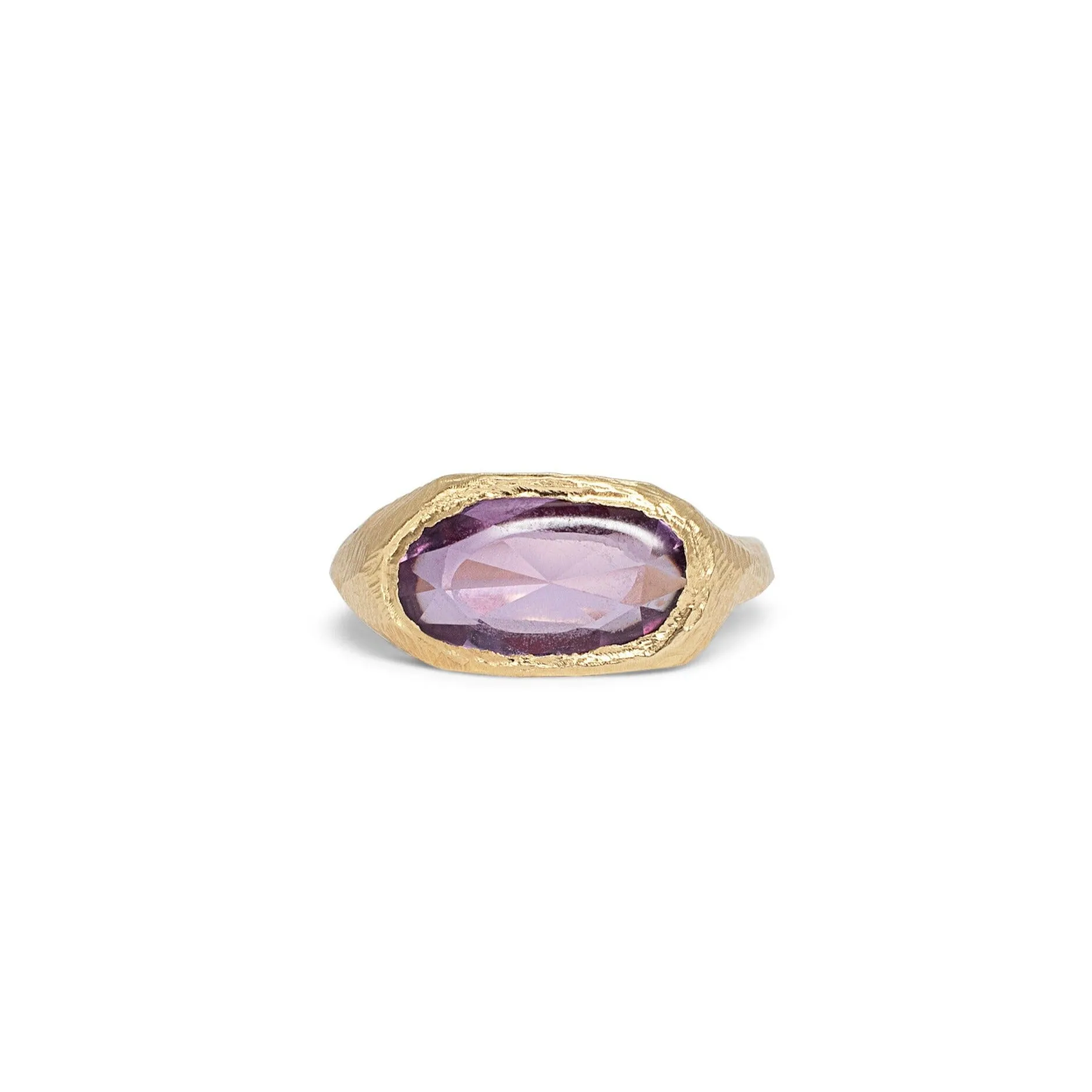 18K Signet Ring in Burgundy Sapphire