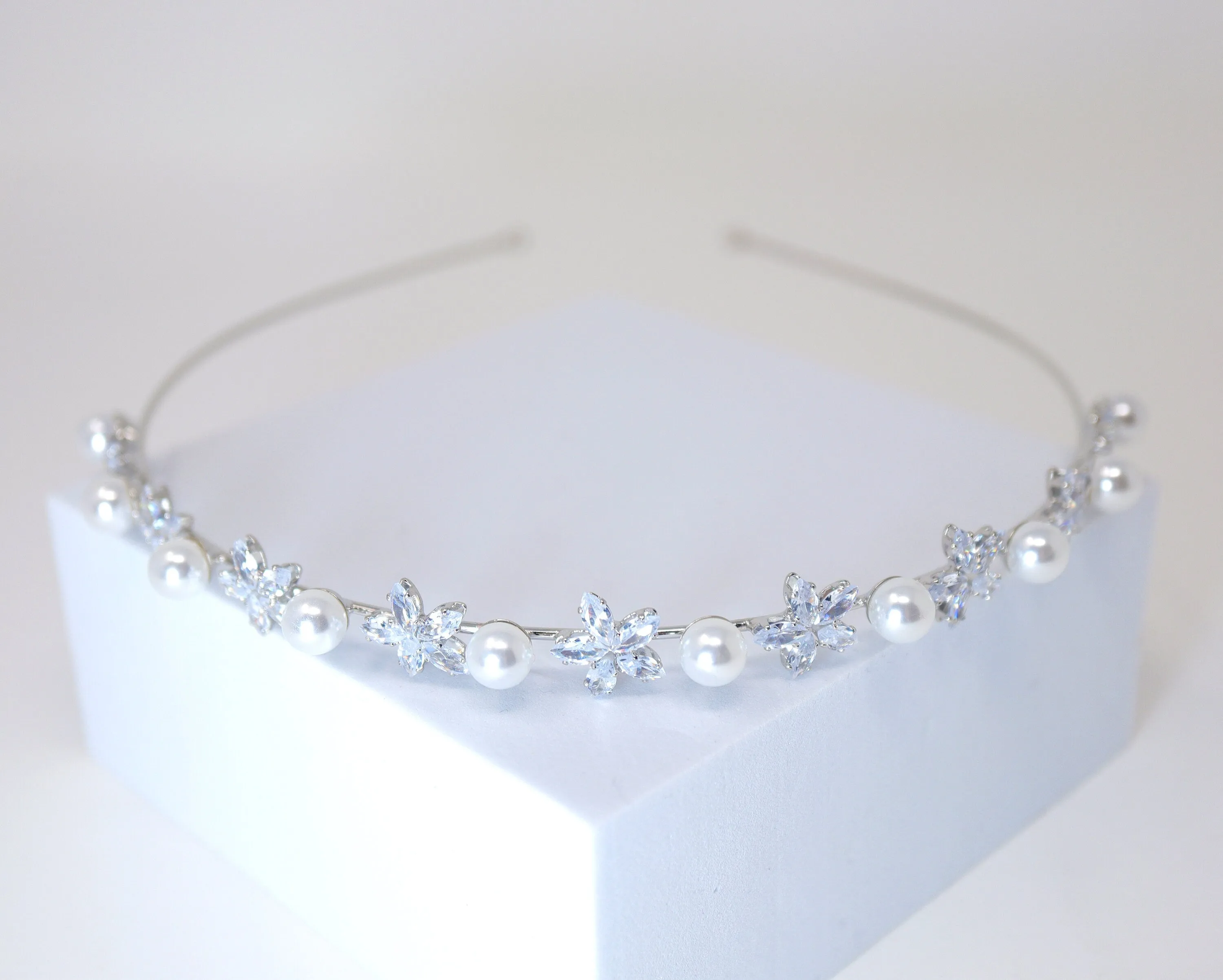 CZ Dainty Floral Pearl Hair Vine Headband, Bridal Hair Vine, Delicate Headband, Hair accessories.