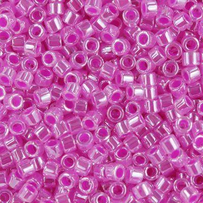 DB00-0247, Miyuki 5.2g Fuchsia Lined Crystal