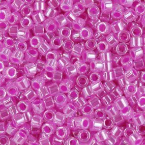 DB00-0247, Miyuki 5.2g Fuchsia Lined Crystal