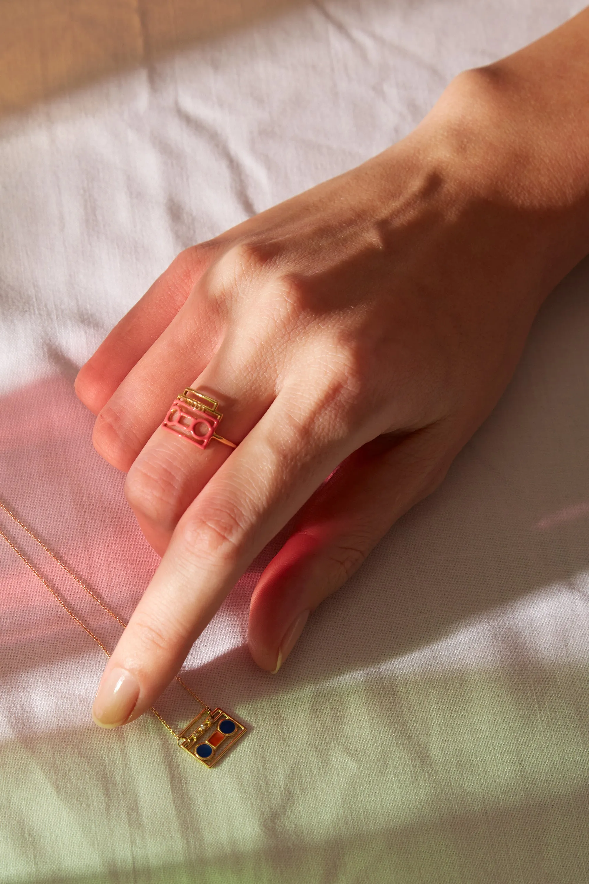 ESTEREO ENAMEL PINK RING