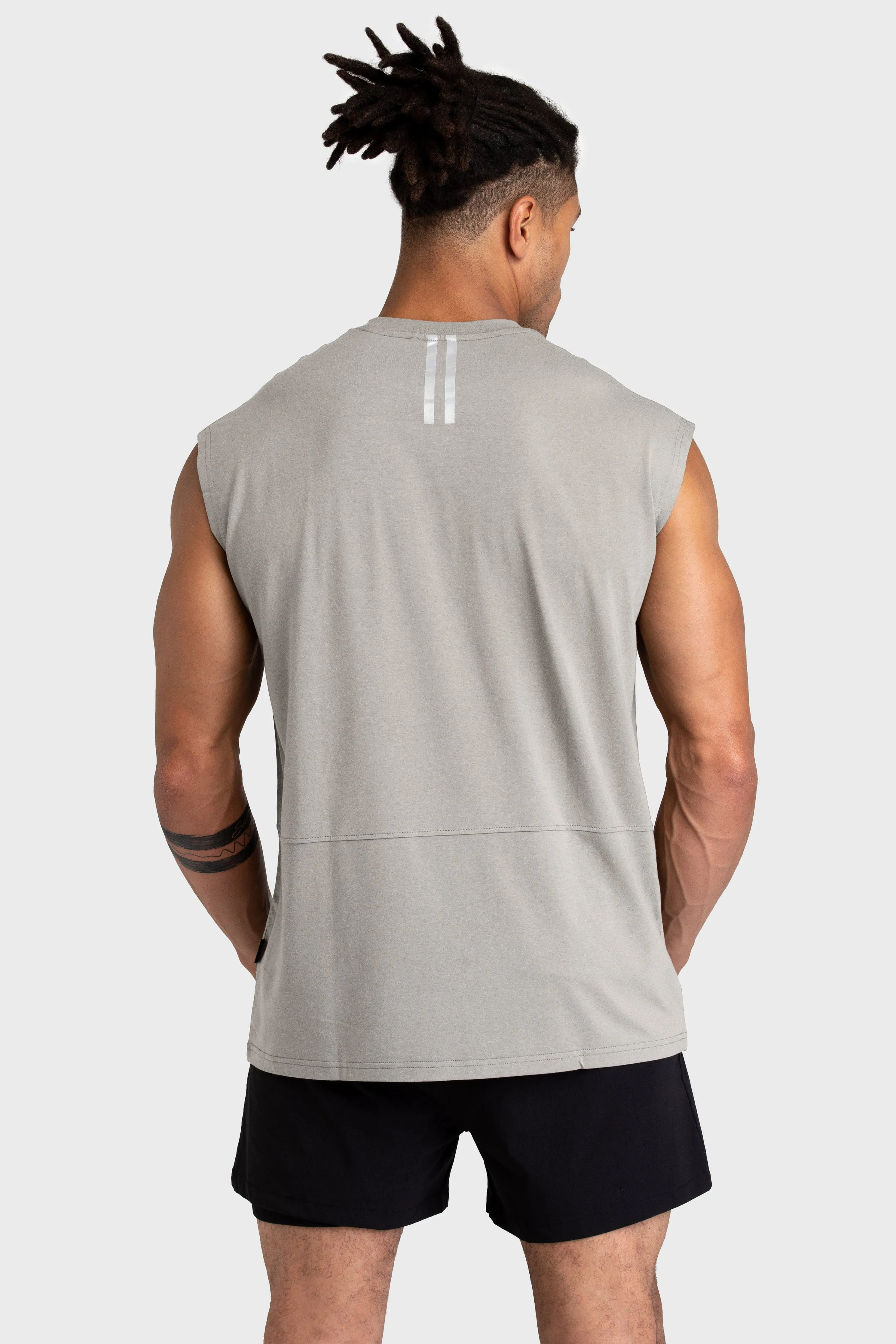 Mark Oversize Cutoff Tank - Grey