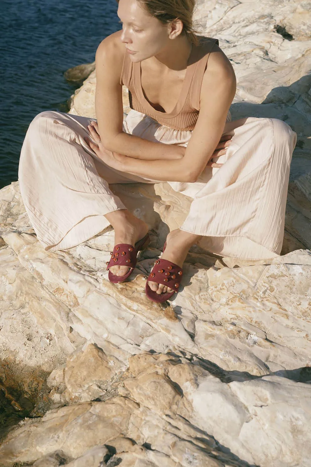 SAHARA CARNELIAN Sandal